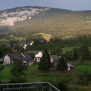 Studio Entre Lac Et Montagne Appartement